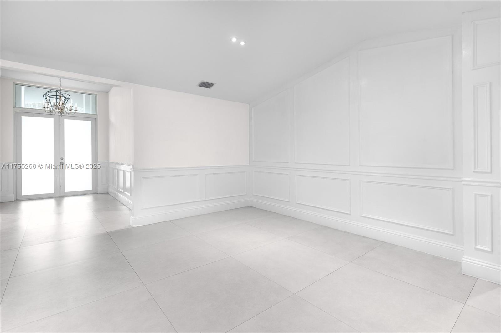 LIVE OAK ESTATES - Residential