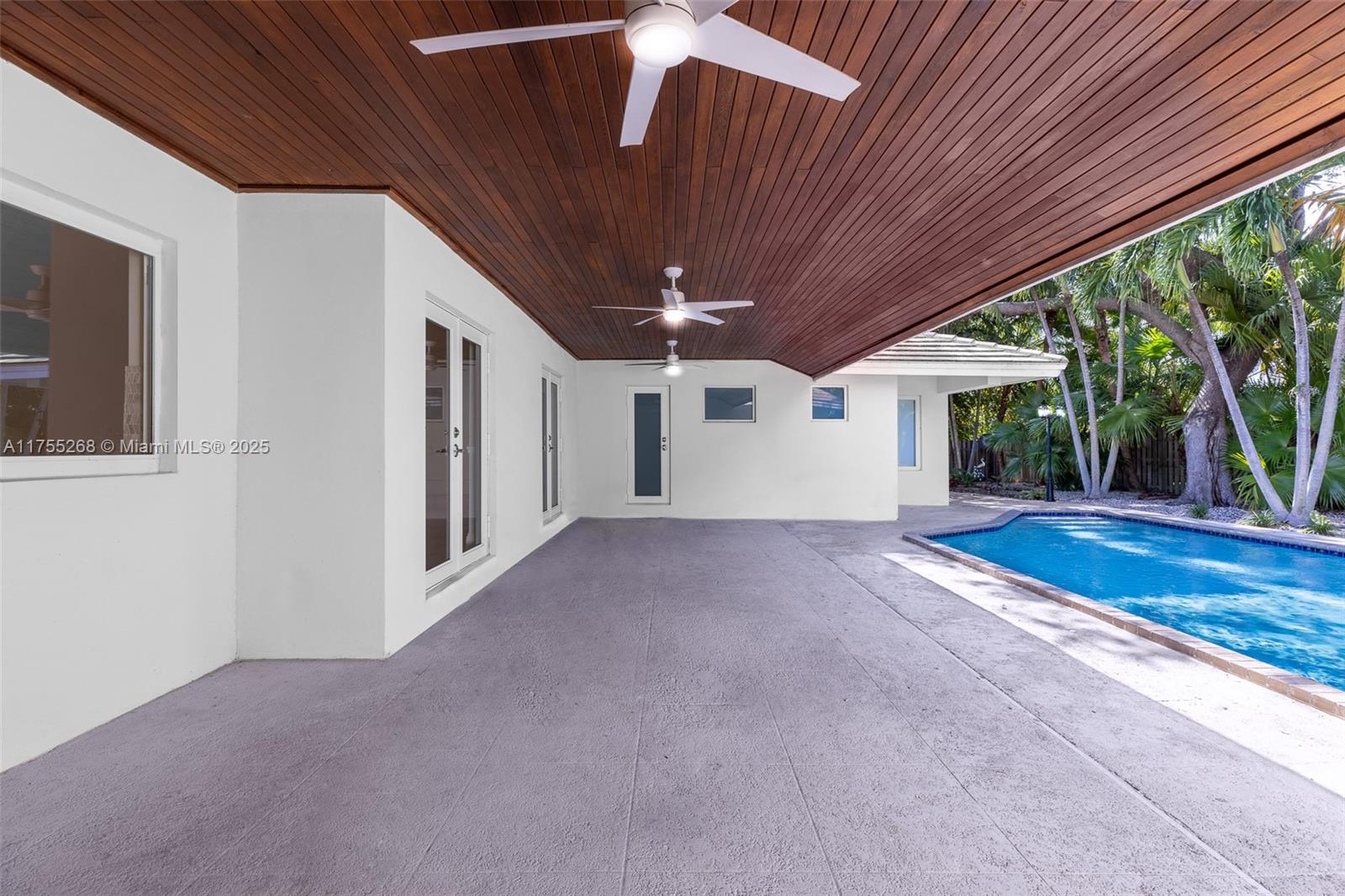 LIVE OAK ESTATES - Residential