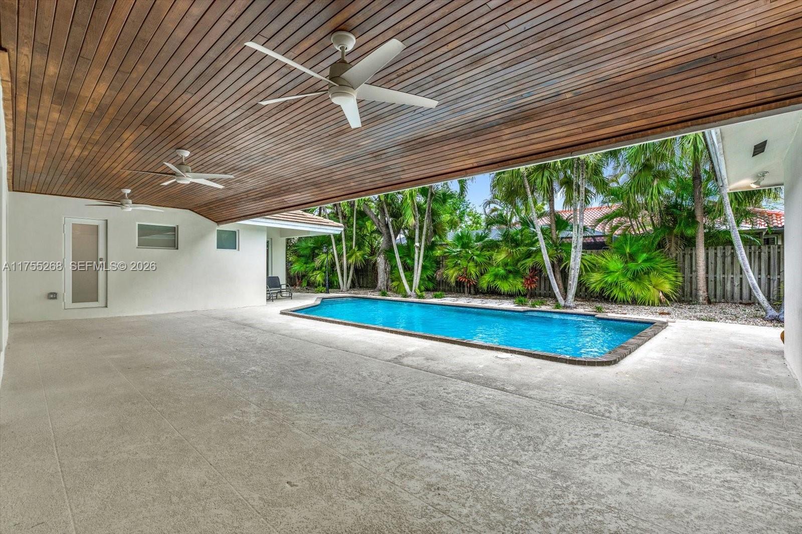 LIVE OAK ESTATES - Residential