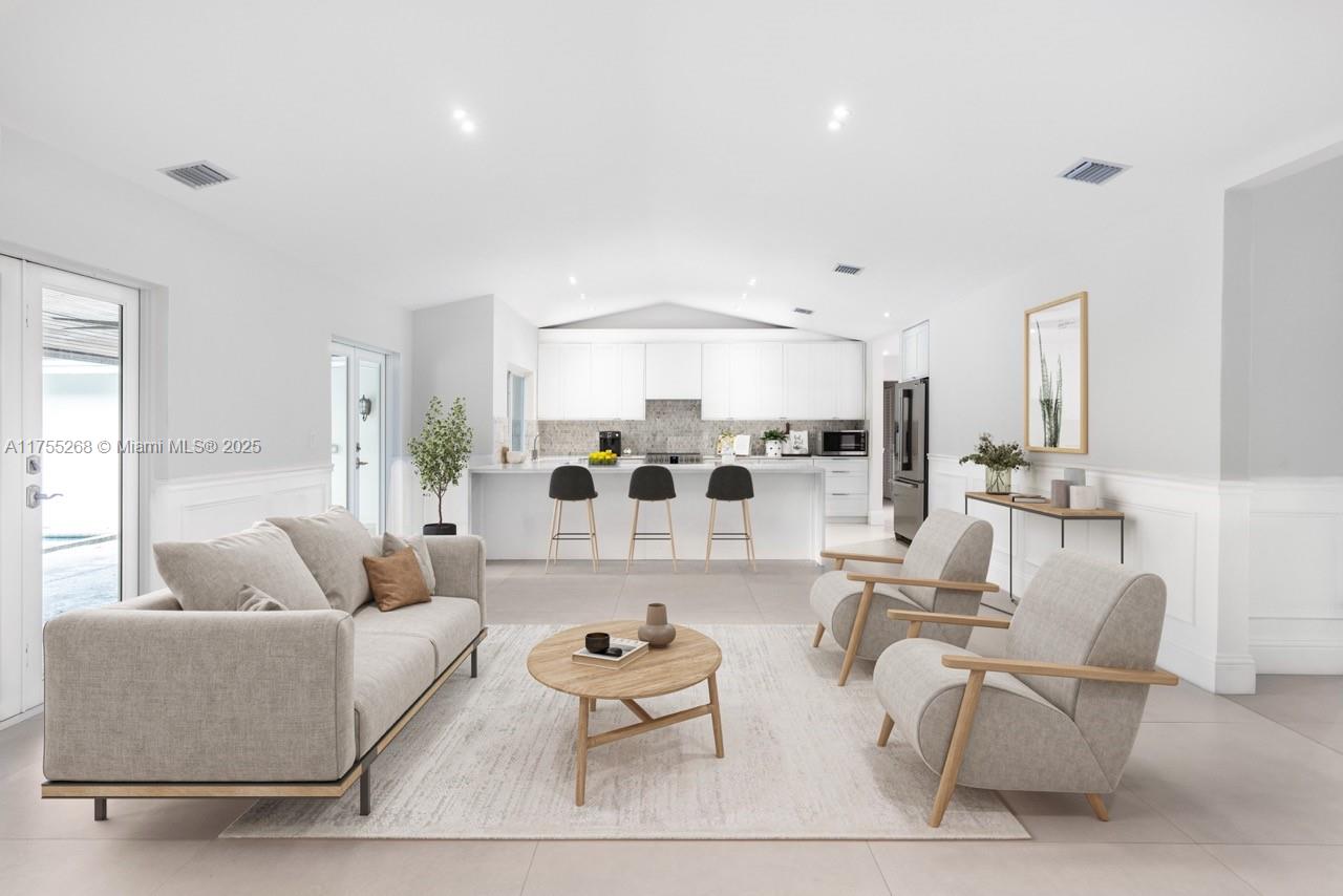 LIVE OAK ESTATES - Residential