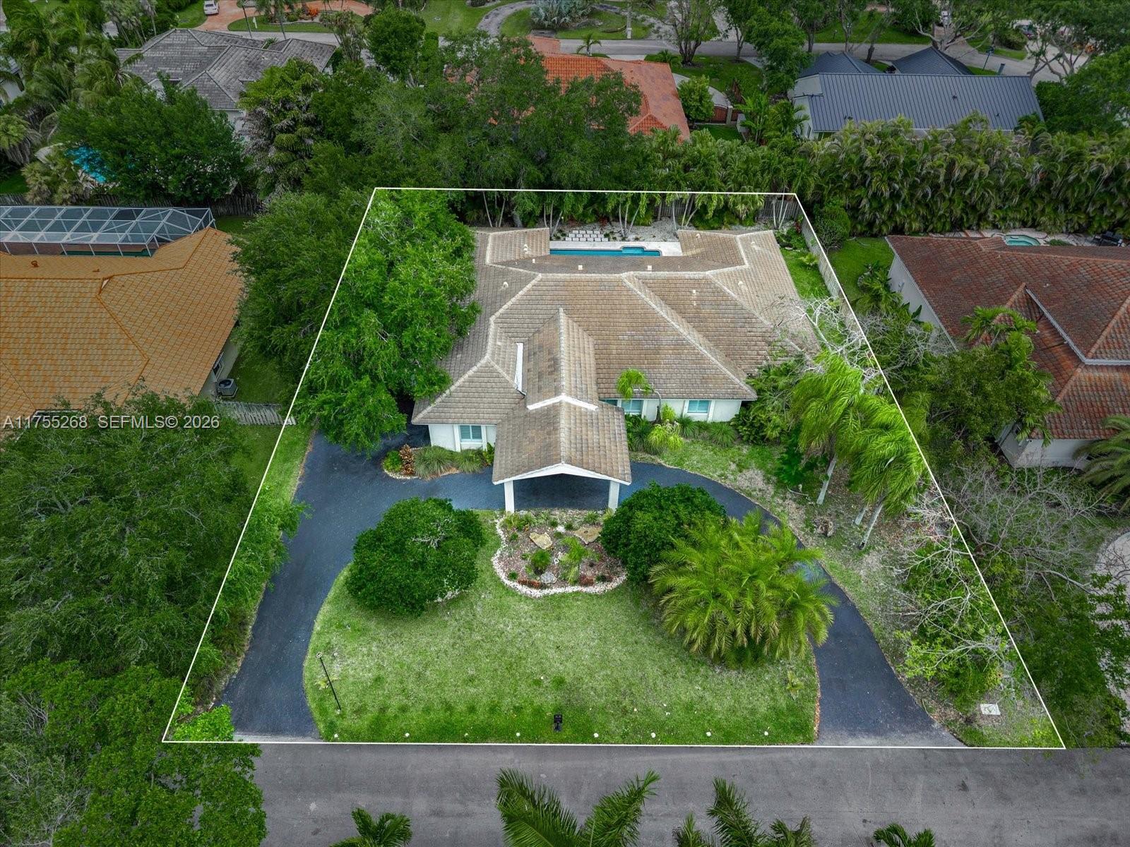 LIVE OAK ESTATES - Residential