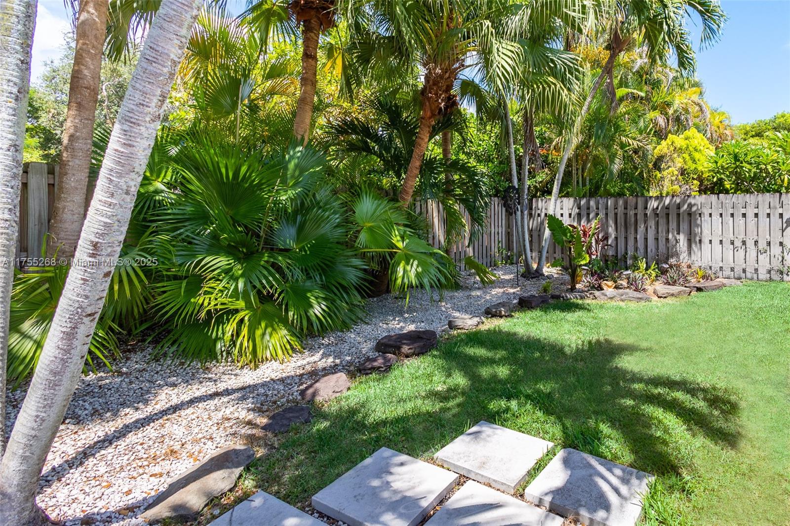 LIVE OAK ESTATES - Residential