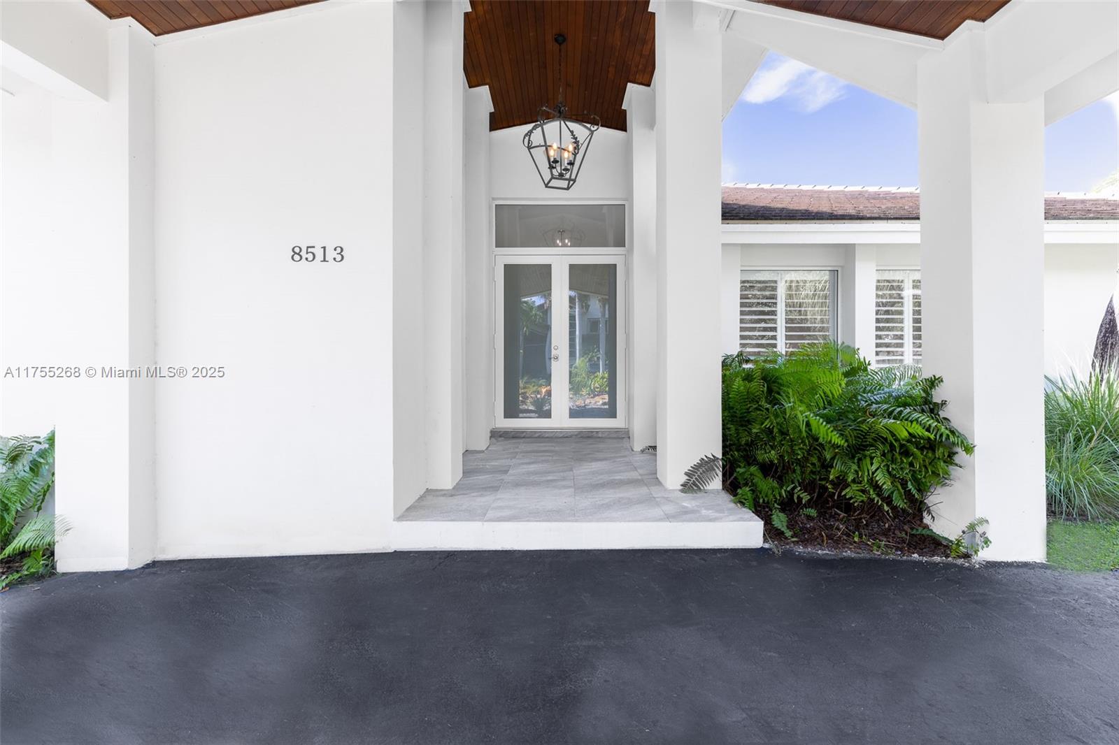 LIVE OAK ESTATES - Residential