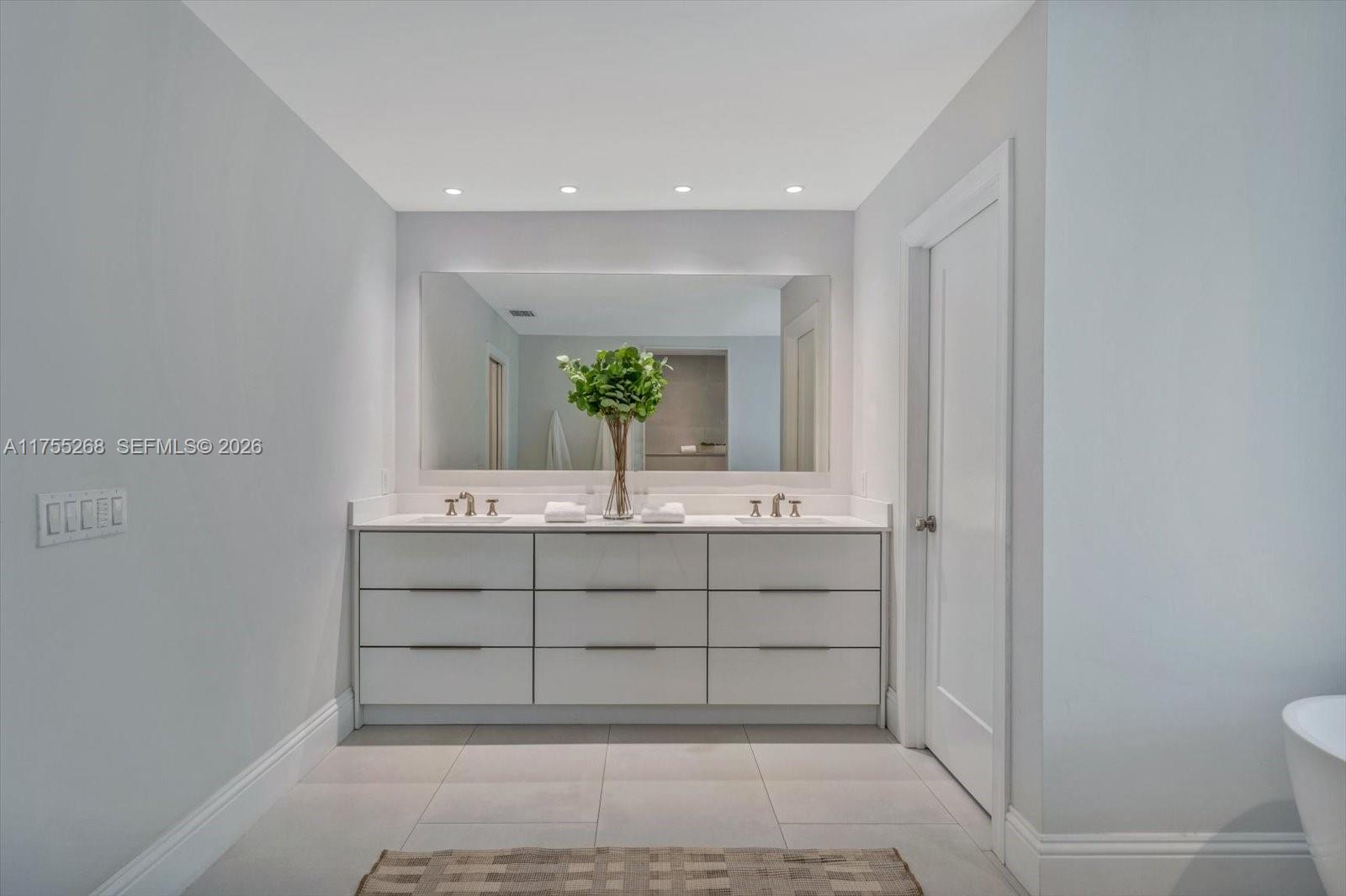 LIVE OAK ESTATES - Residential