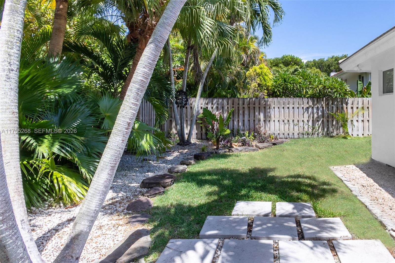 LIVE OAK ESTATES - Residential