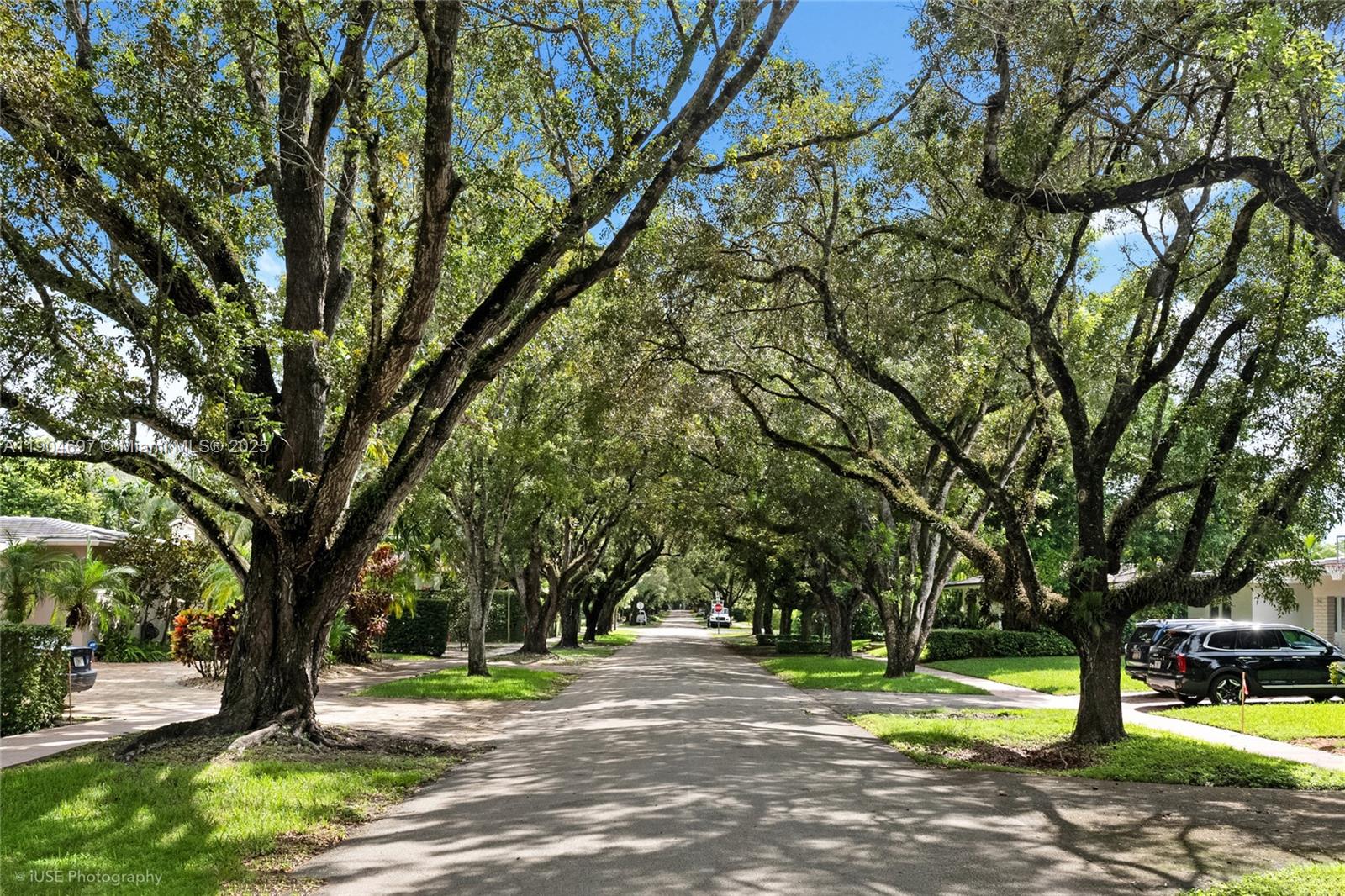 CORAL GABLES RIVIERA SEC - Residential Lease