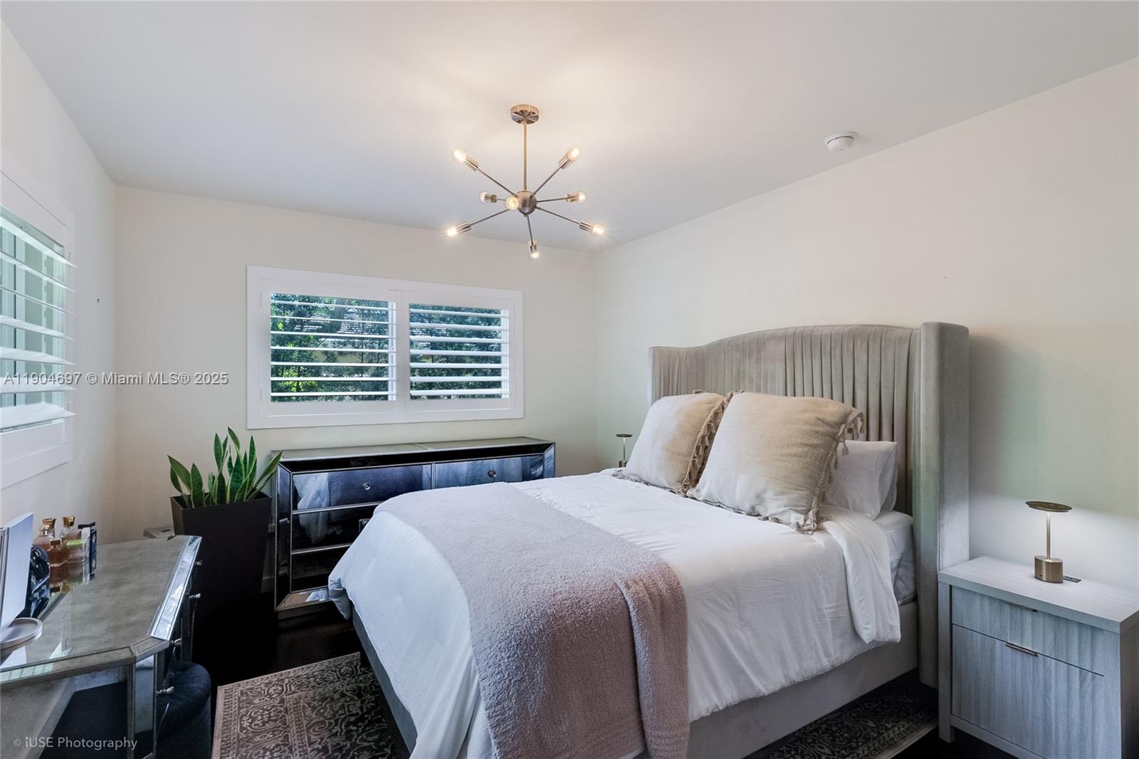 CORAL GABLES RIVIERA SEC - Residential Lease