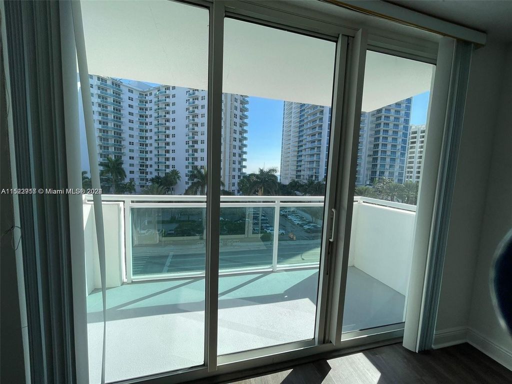 Photo of 3000 S Ocean Dr #406, Hollywood, FL 33019 (MLS # A11522917)
