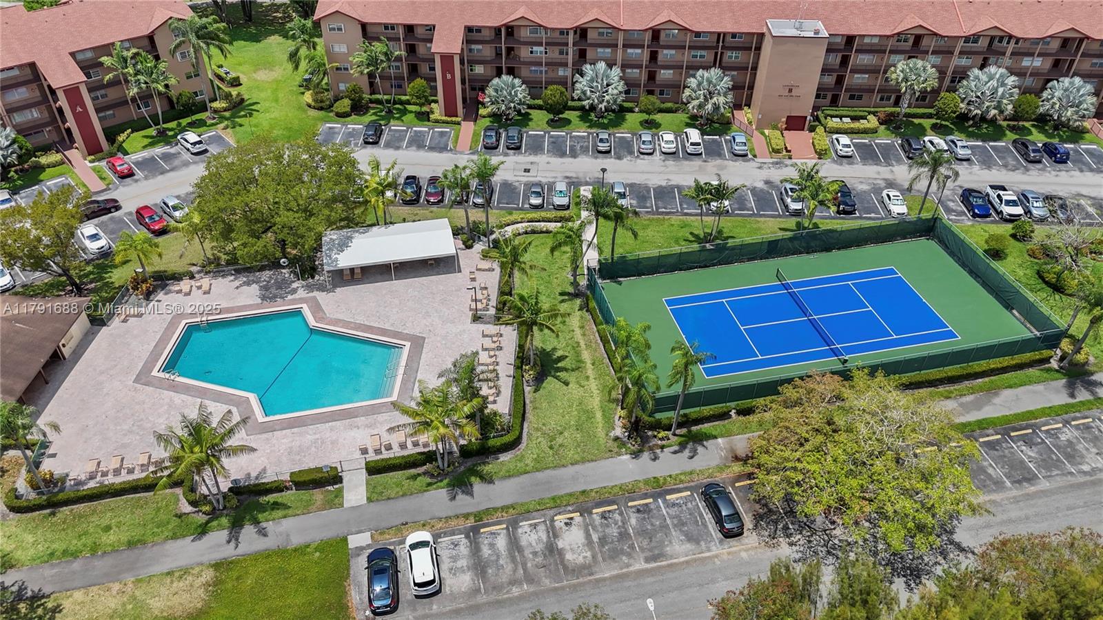 LANCASTER AT CENTURY VILL - Residential