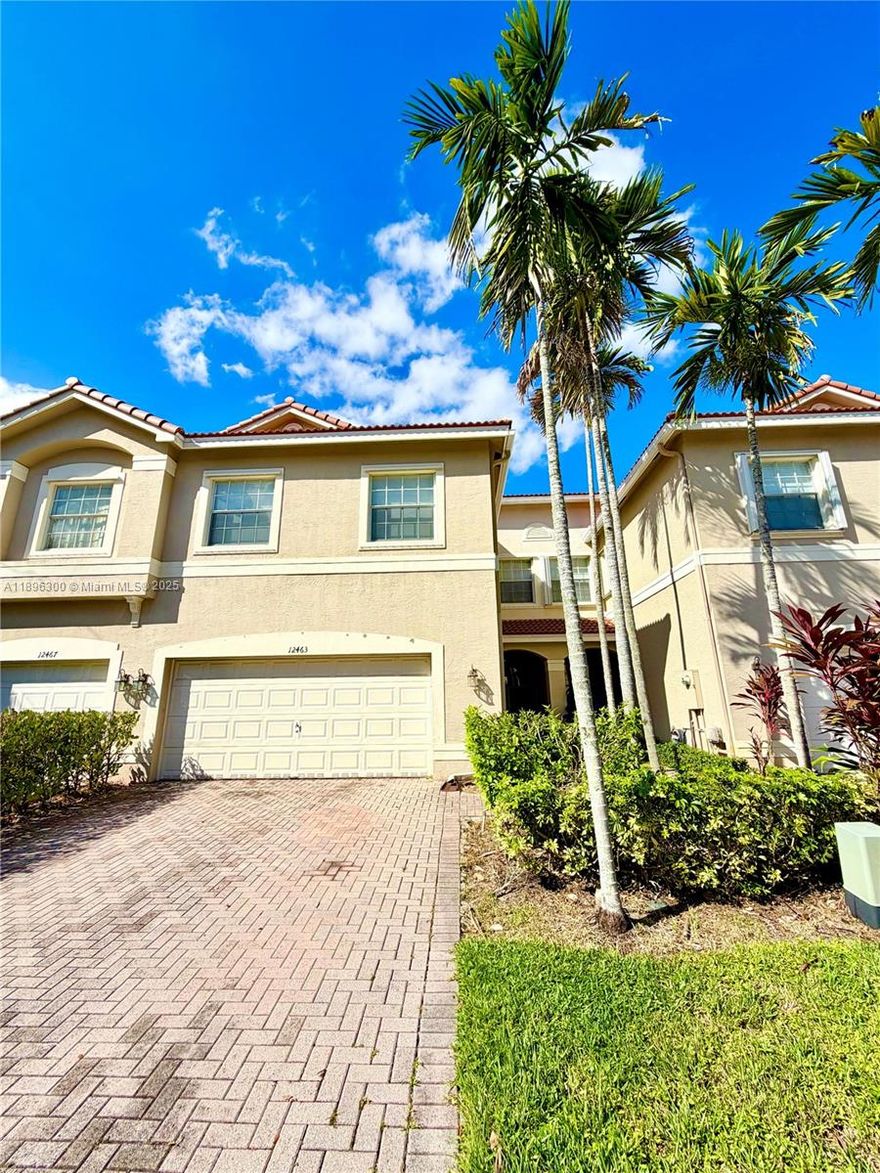Spacious 4-bedroom, 2-bath townhouse located in the desirable gated community of Silver Falls. Enjoy resort-style amenities including a pool, tennis courts, and more. Relax on the beautiful patio overlooking the lake.