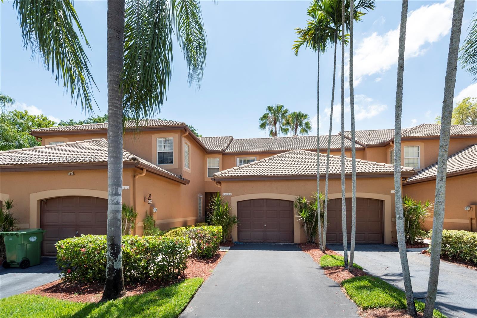 Renovated 2 Bedroom, 1.5 Bathroom Townhome in San Sebastian community in Weston. Features include a modern kitchen with white cabinets, Granite countertops, stainless steel appliances, and contemporary finishes. Spacious layout with laminated wood floors in all areas, and updated designer bathrooms. Accordion hurricane shutters, open patio, and 1-car garage with washer/dryer hookup. A large driveway fits 2 additional cars. Enjoy nice amenities: pool, playground, and lush landscaping. Walking distance to A-rated schools, parks, and libraries. Easy access to I-75, shopping, dining, and just 20 mins to Ft. Lauderdale Airport and beaches. Move-in ready!