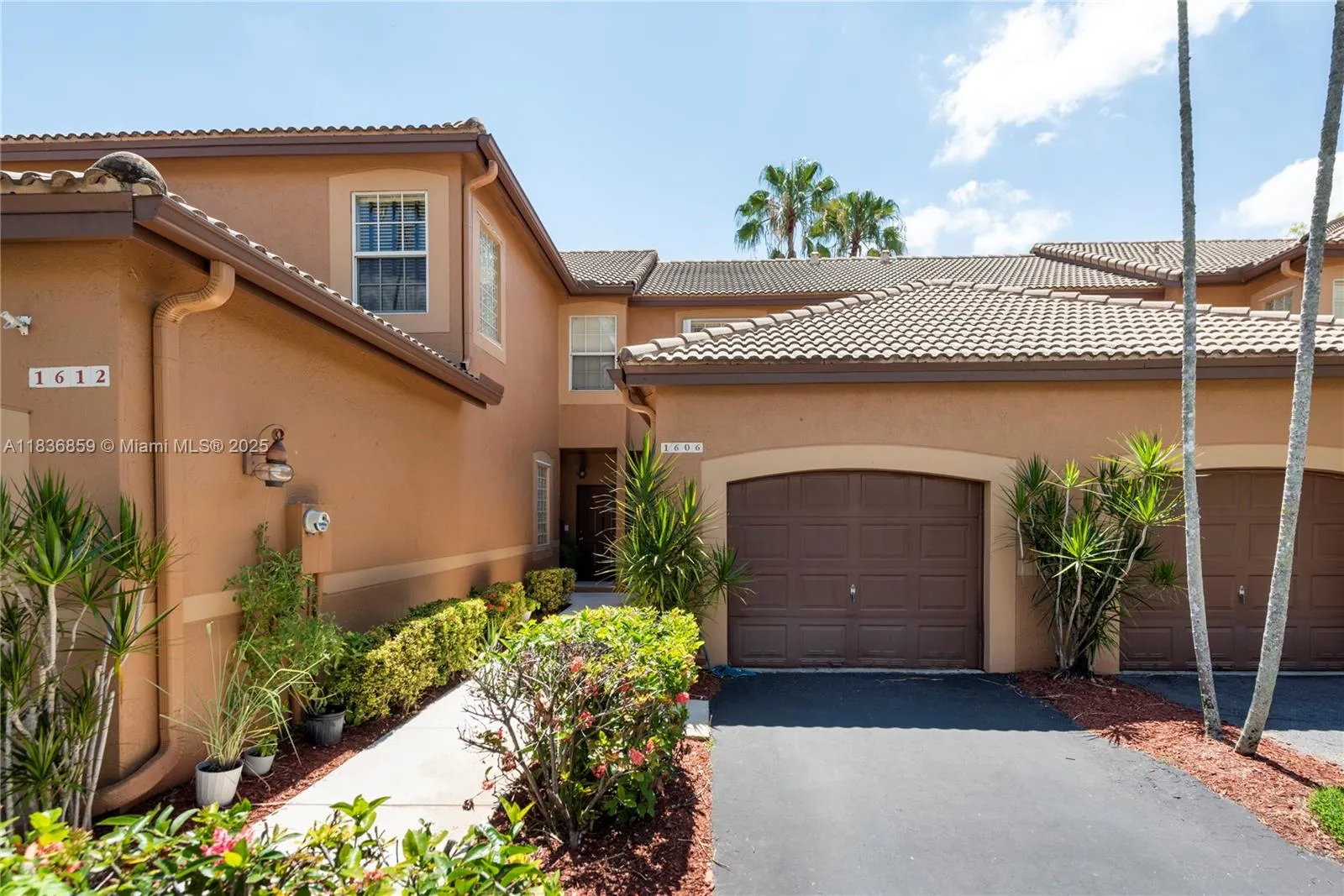 Weston, Florida 33327, United States, 2 Bedrooms Bedrooms, ,2 BathroomsBathrooms,Residential,Active,167874