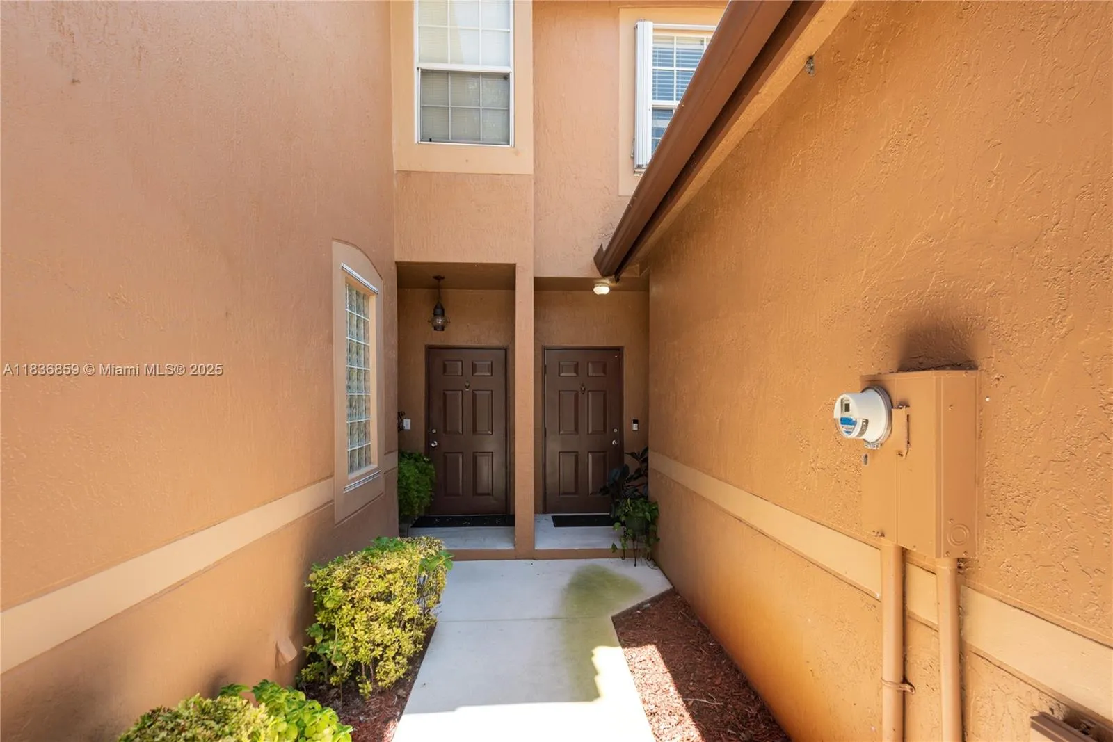 Weston, Florida 33327, United States, 2 Bedrooms Bedrooms, ,2 BathroomsBathrooms,Residential,Active,167874