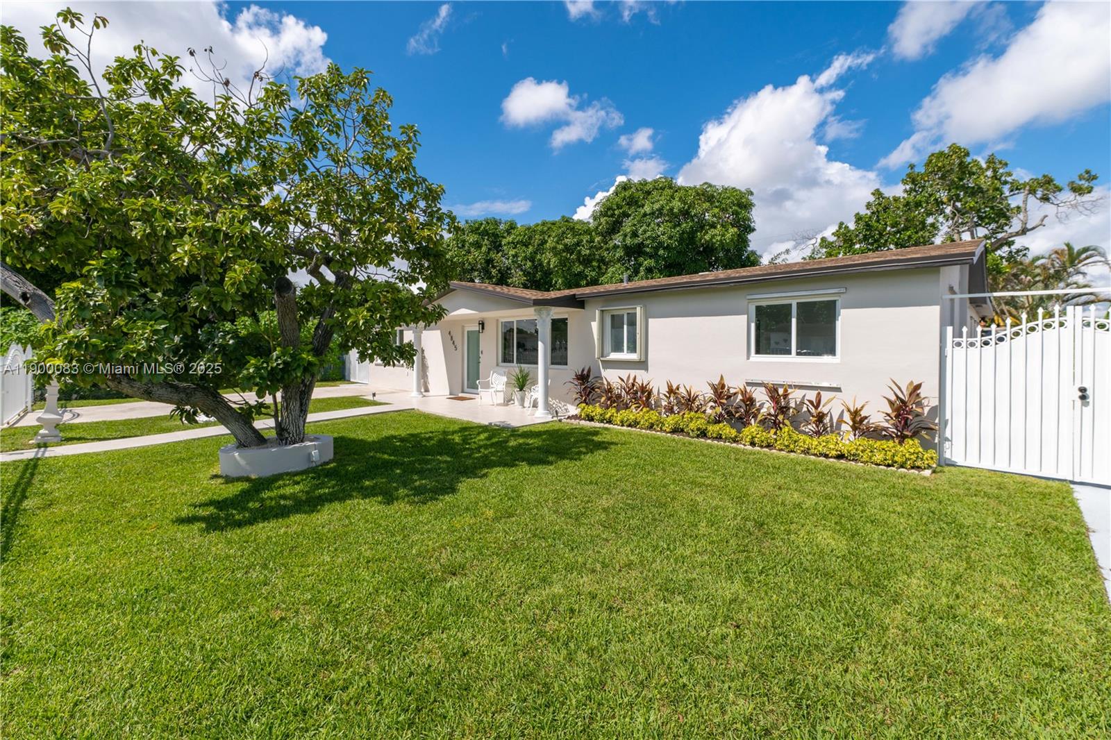 PALMETTO GDNS - Residential