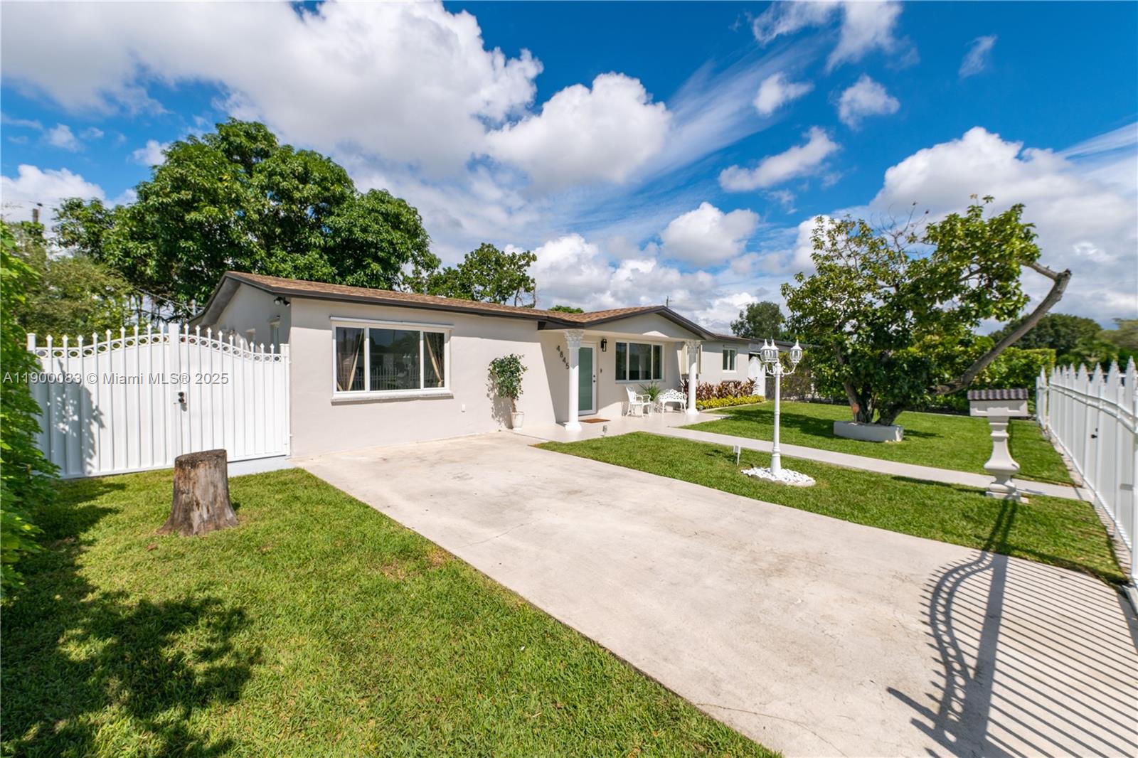 PALMETTO GDNS - Residential