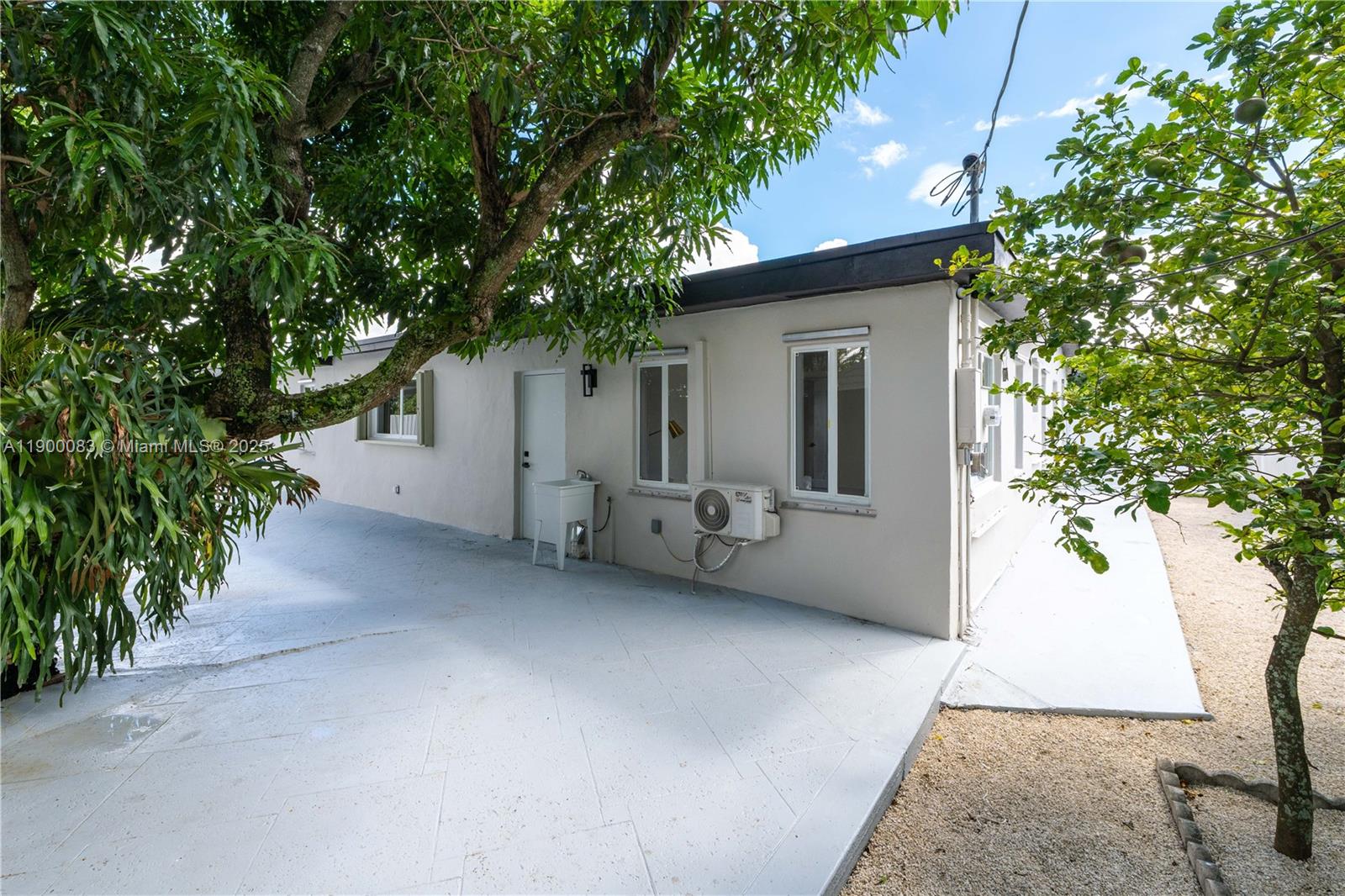PALMETTO GDNS - Residential