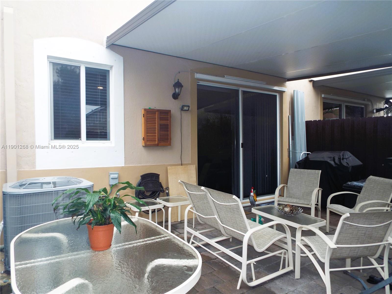 TOWNS AT SEASCAPE - Residential