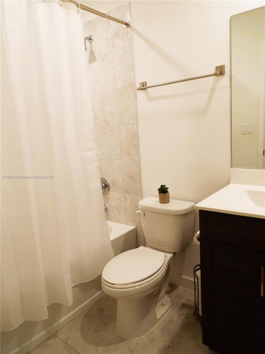 TOWNS AT SEASCAPE - Residential