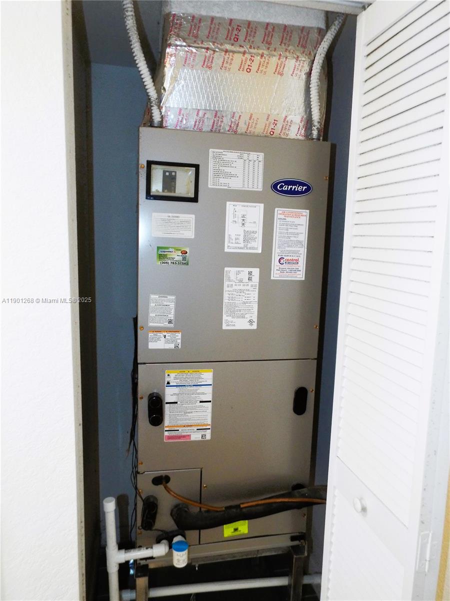 TOWNS AT SEASCAPE - Residential