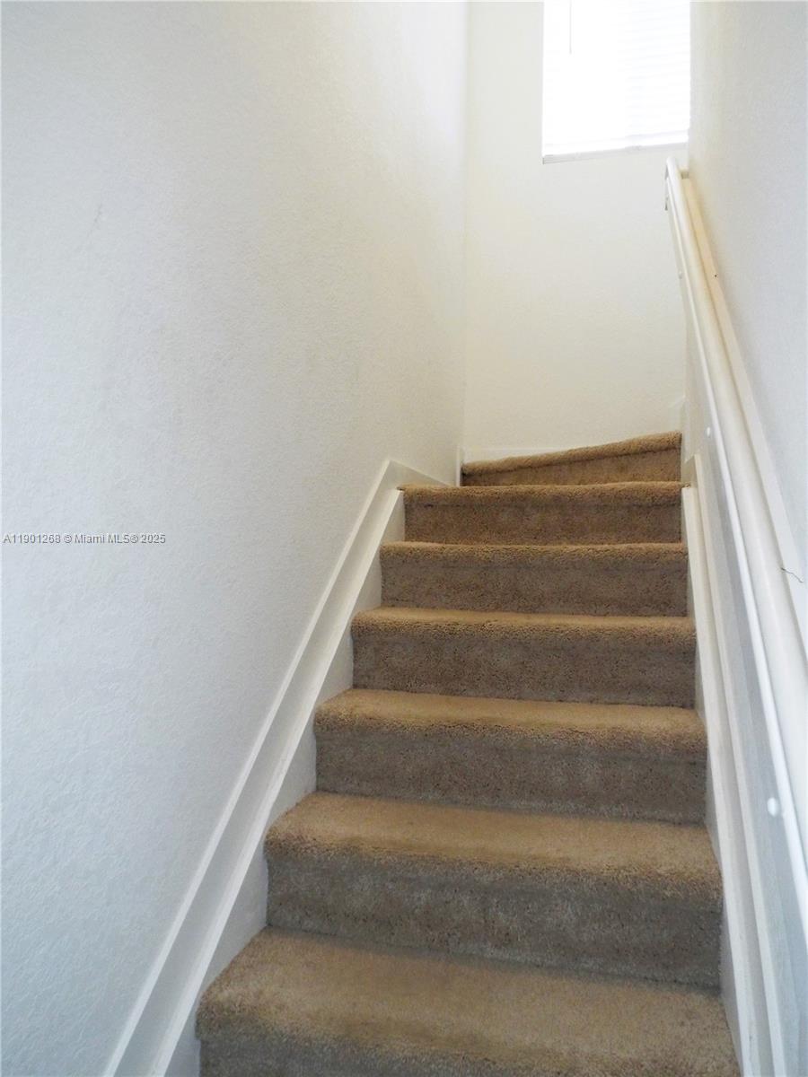 TOWNS AT SEASCAPE - Residential