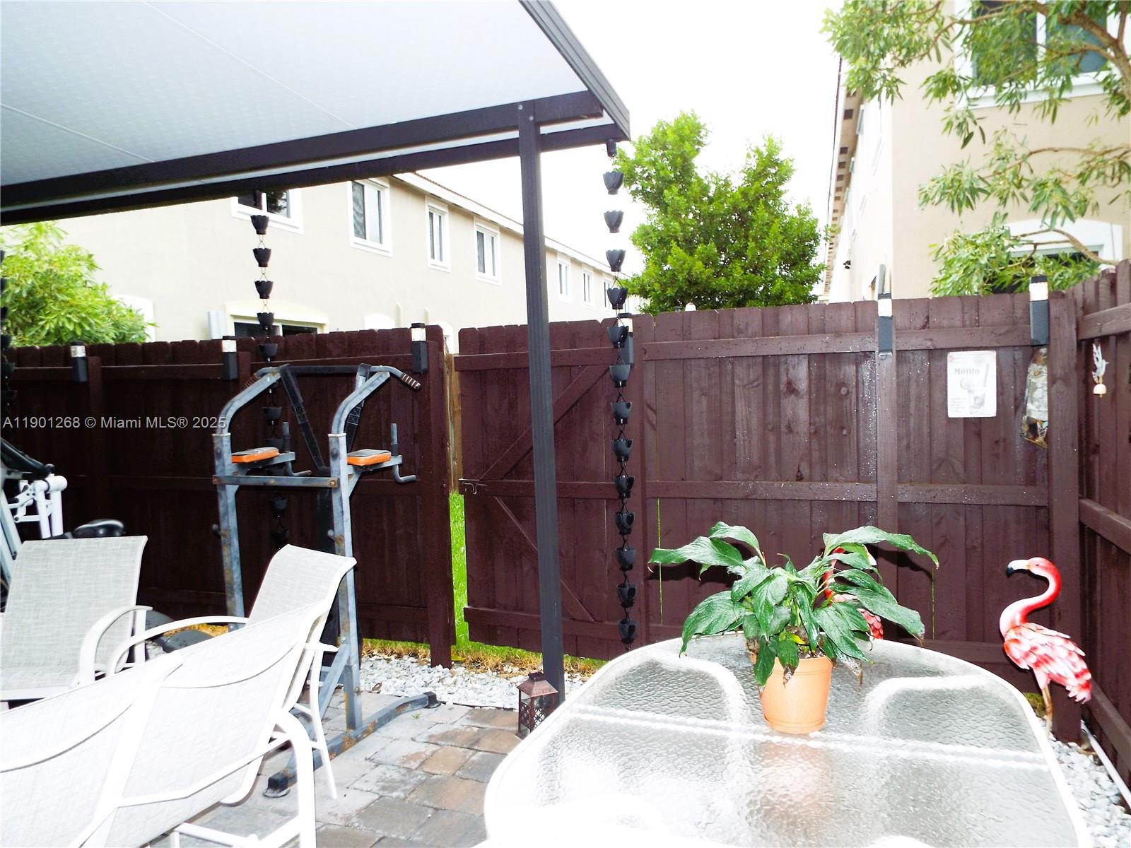 TOWNS AT SEASCAPE - Residential