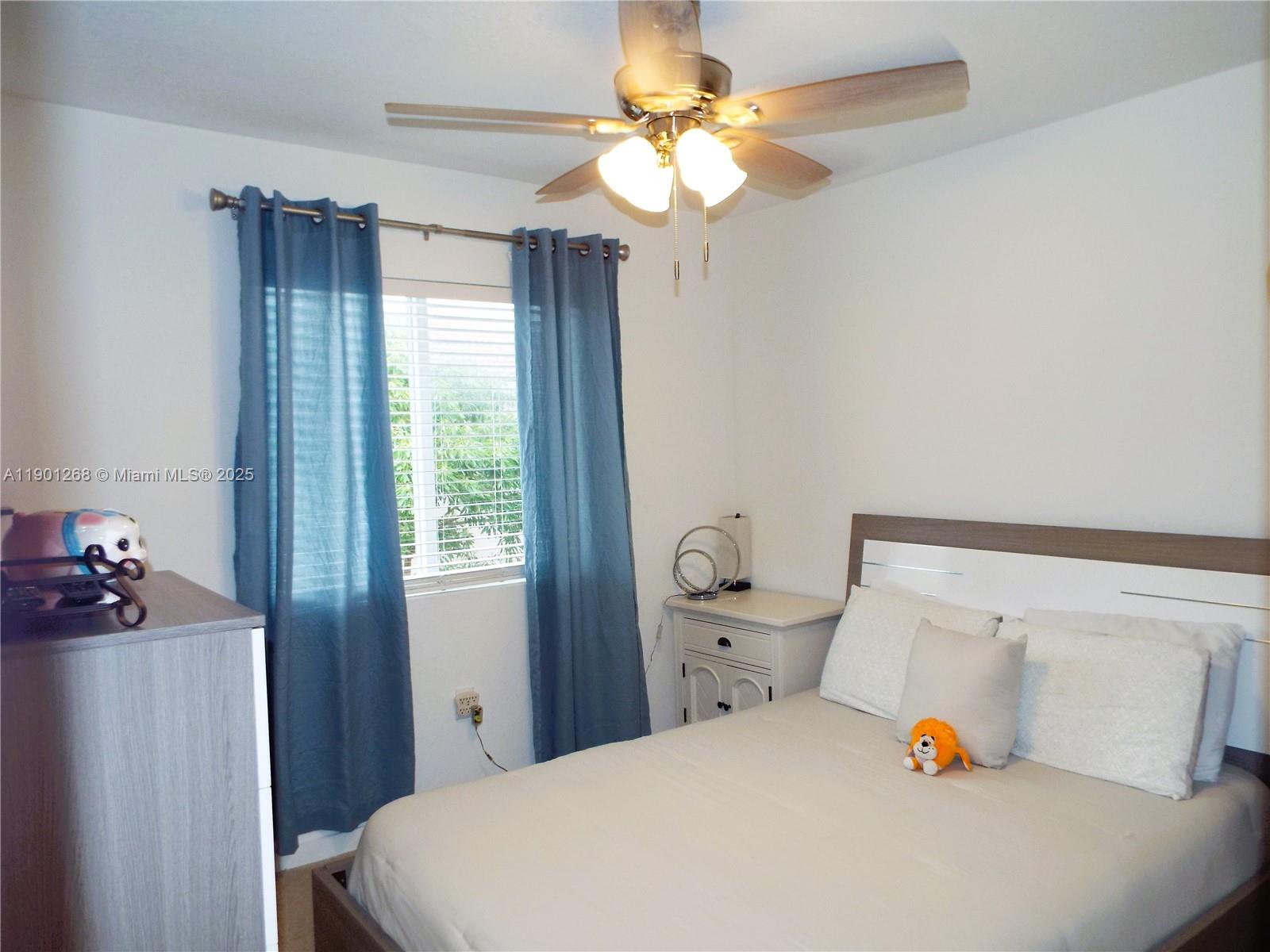 TOWNS AT SEASCAPE - Residential