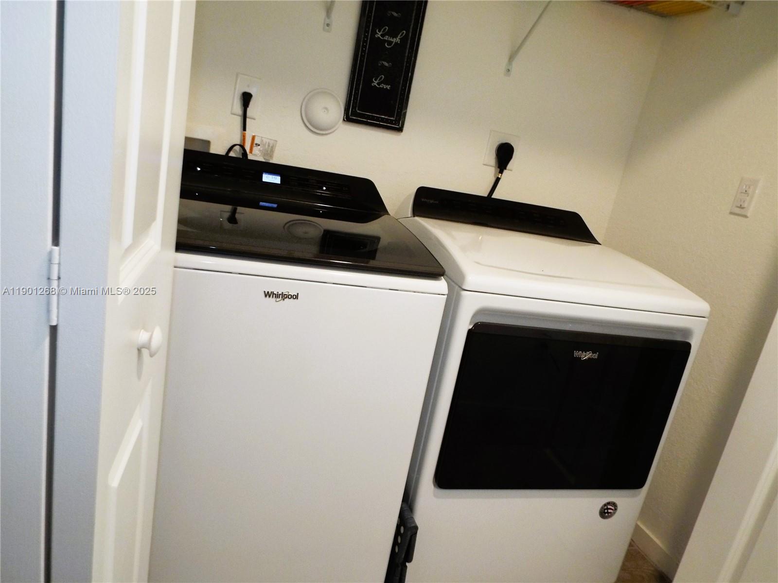 TOWNS AT SEASCAPE - Residential