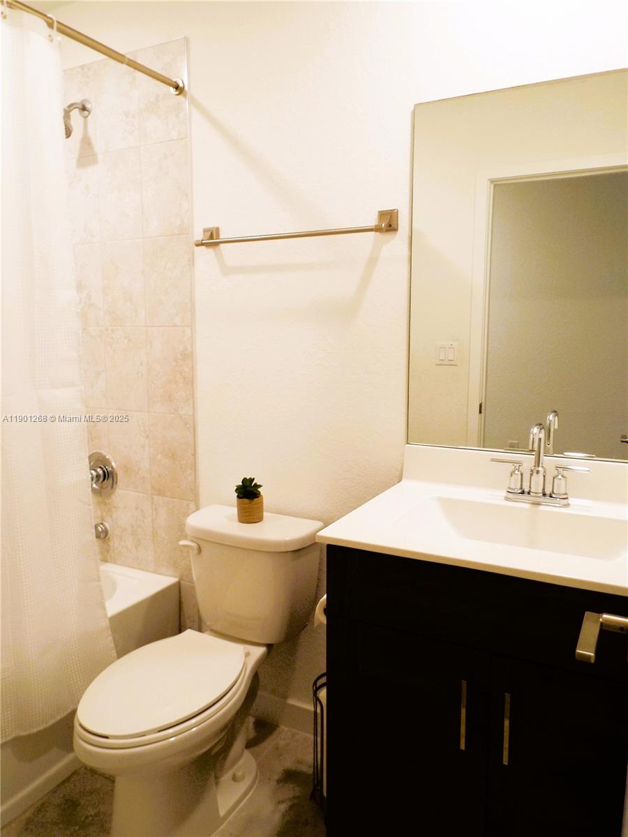 TOWNS AT SEASCAPE - Residential