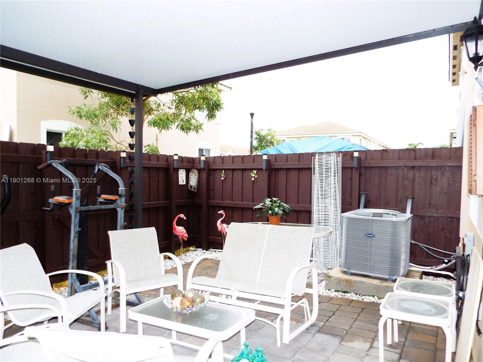 TOWNS AT SEASCAPE - Residential