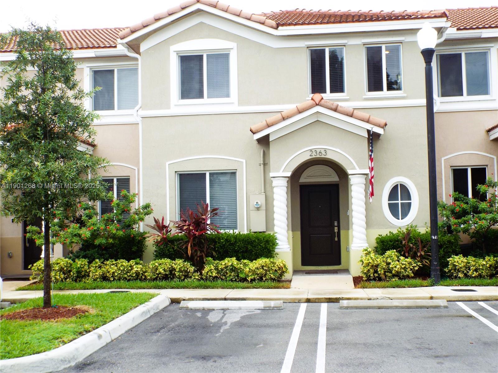 TOWNS AT SEASCAPE - Residential