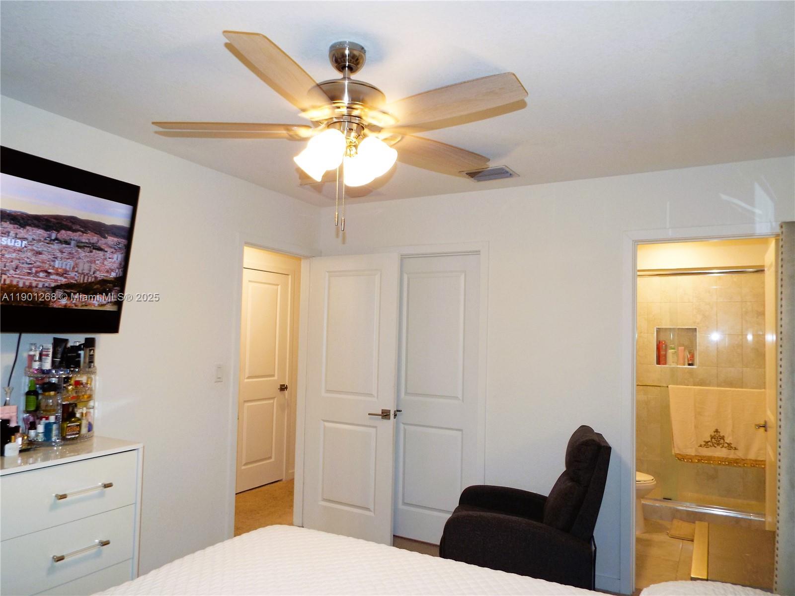 TOWNS AT SEASCAPE - Residential