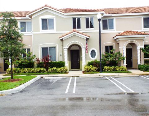 2363 SE 11th St Homestead FL 33035