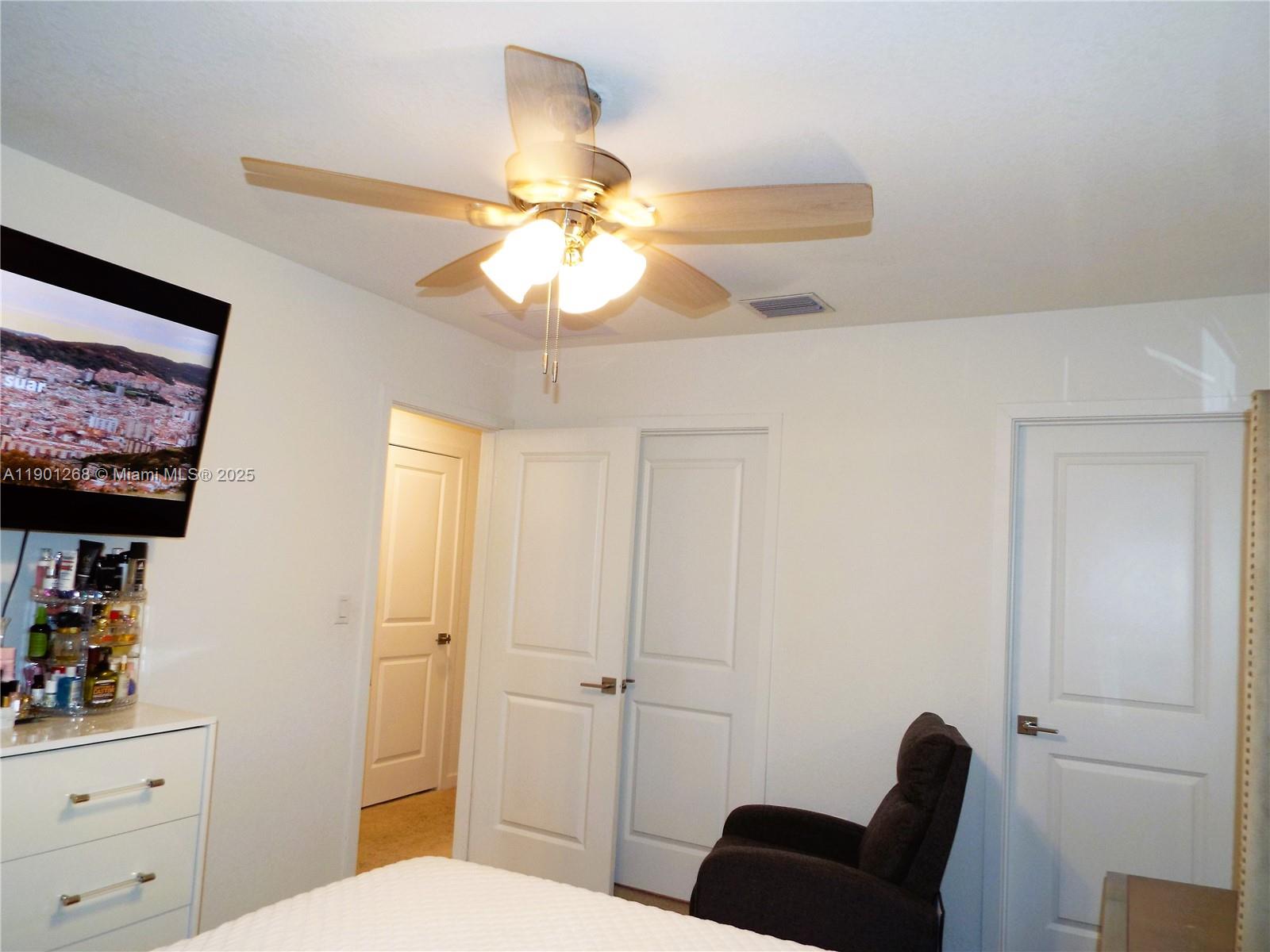 TOWNS AT SEASCAPE - Residential