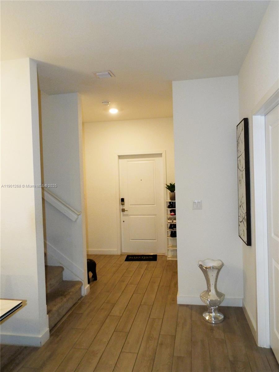 TOWNS AT SEASCAPE - Residential