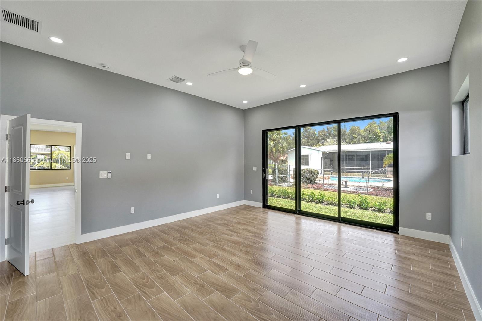FLA FRUIT LANDS CO SUB NO - Residential