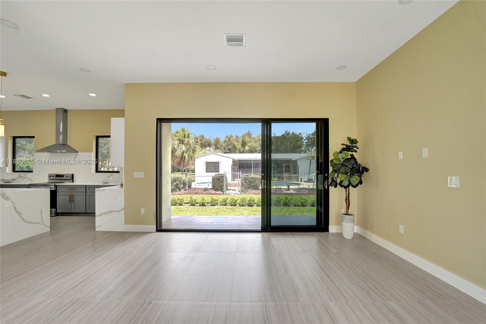 FLA FRUIT LANDS CO SUB NO - Residential
