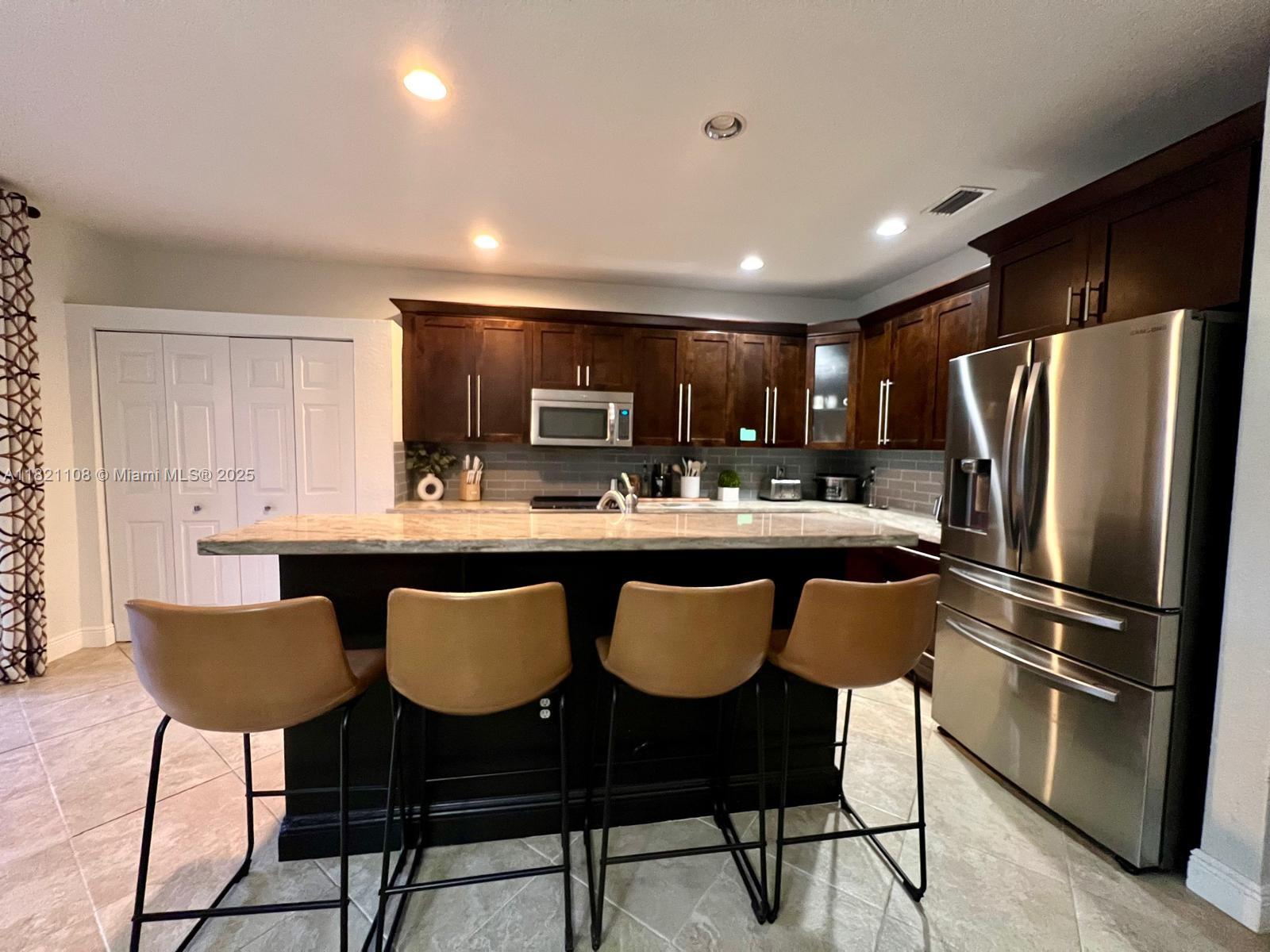 2214 SE 23rd Ave 2214
