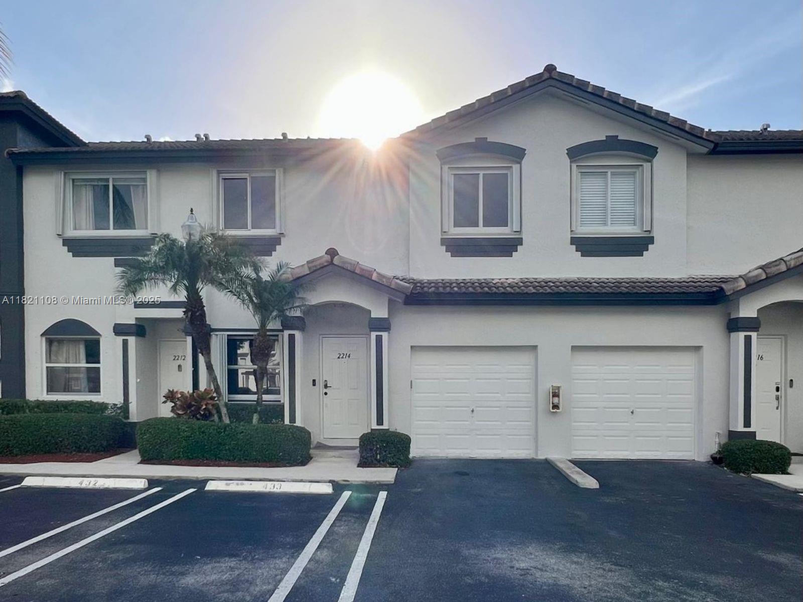 Rental Property at 2214 Se 23rd Ave 2214, Homestead, Miami-Dade County, Florida - Bedrooms: 4 
Bathrooms: 3  - $3,500 MO.