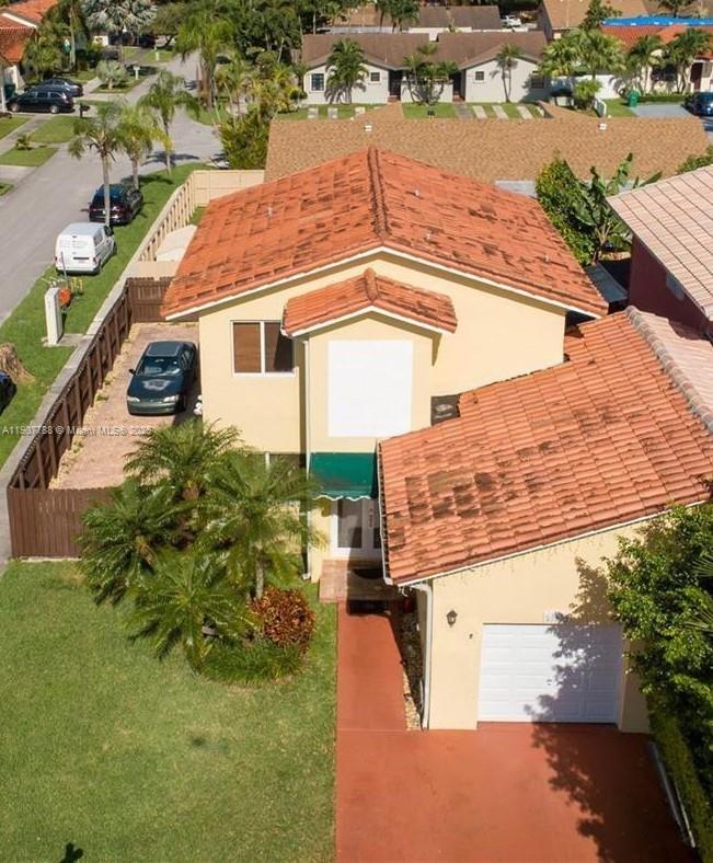 AILEEN-SUSAN - Residential Lease