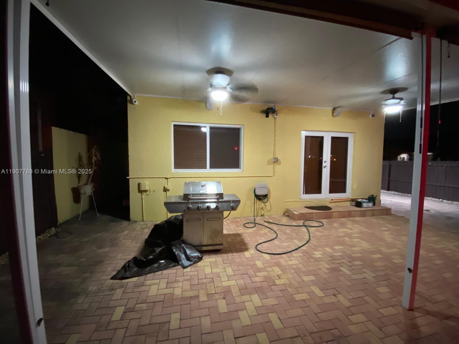 AILEEN-SUSAN - Residential Lease