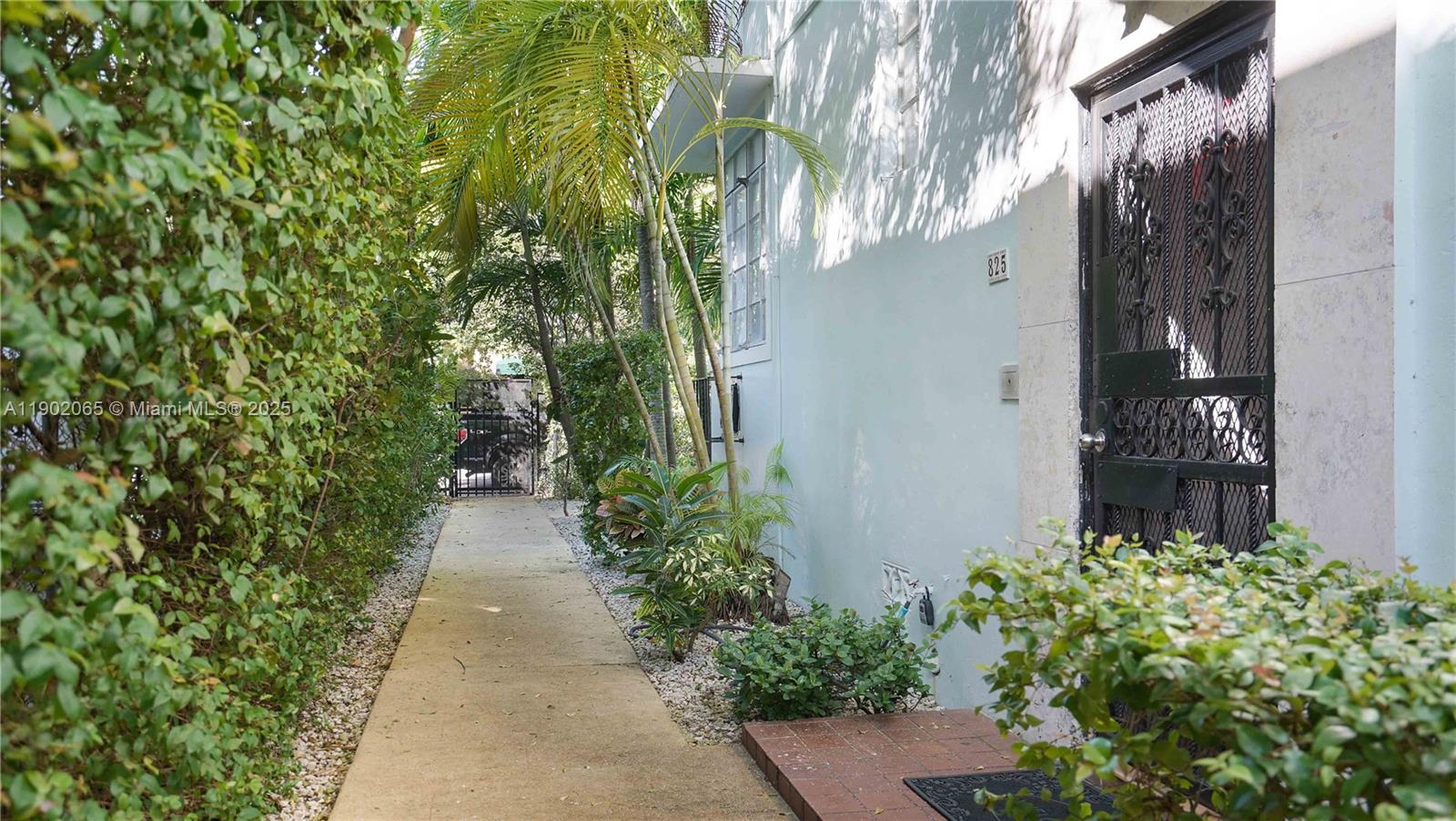 JEFFERSON HEIGHTS CONDOMI - Residential