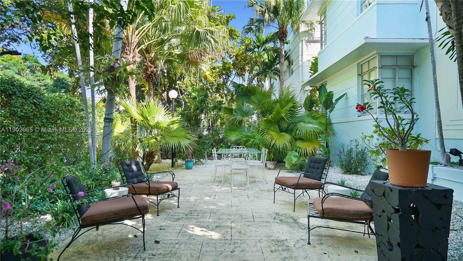 JEFFERSON HEIGHTS CONDOMI - Residential