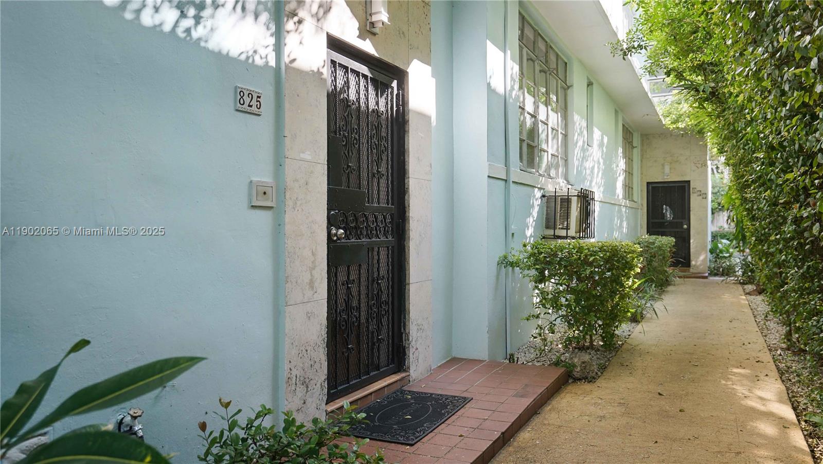 JEFFERSON HEIGHTS CONDOMI - Residential