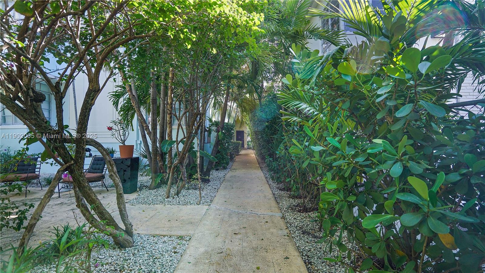 JEFFERSON HEIGHTS CONDOMI - Residential