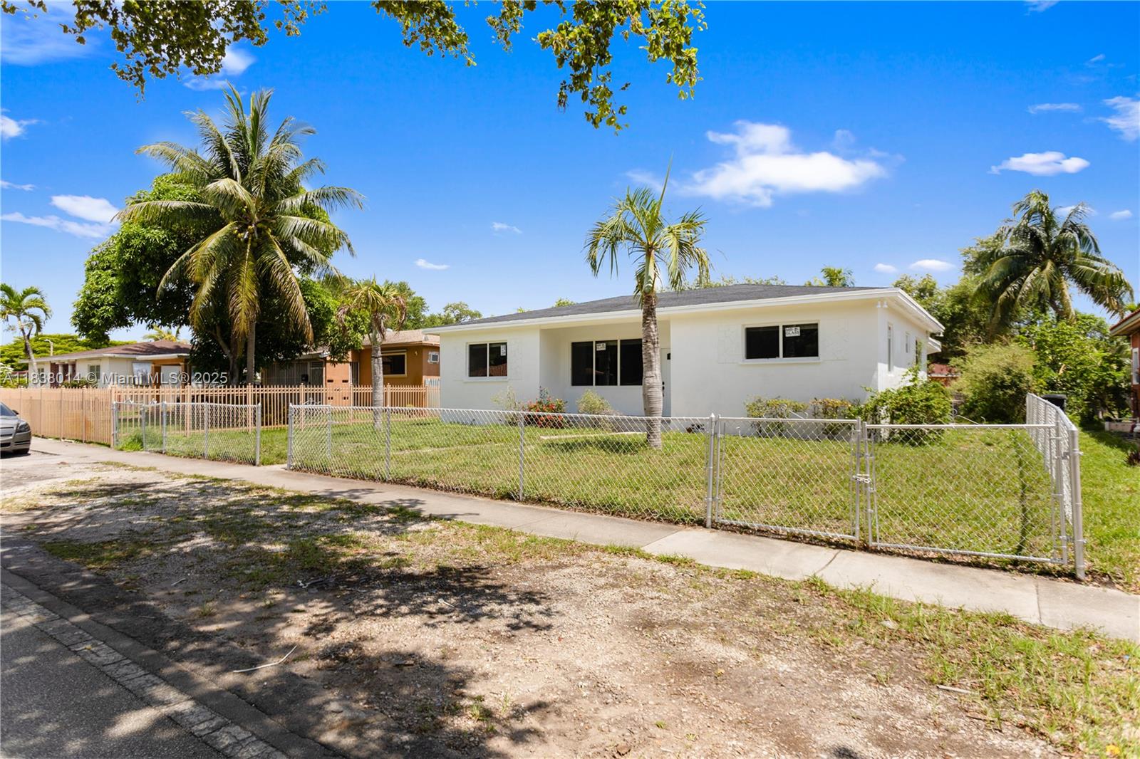 775 NE 145th St, North Miami, FL, 33161/$625,000 2 775 NE 145th St