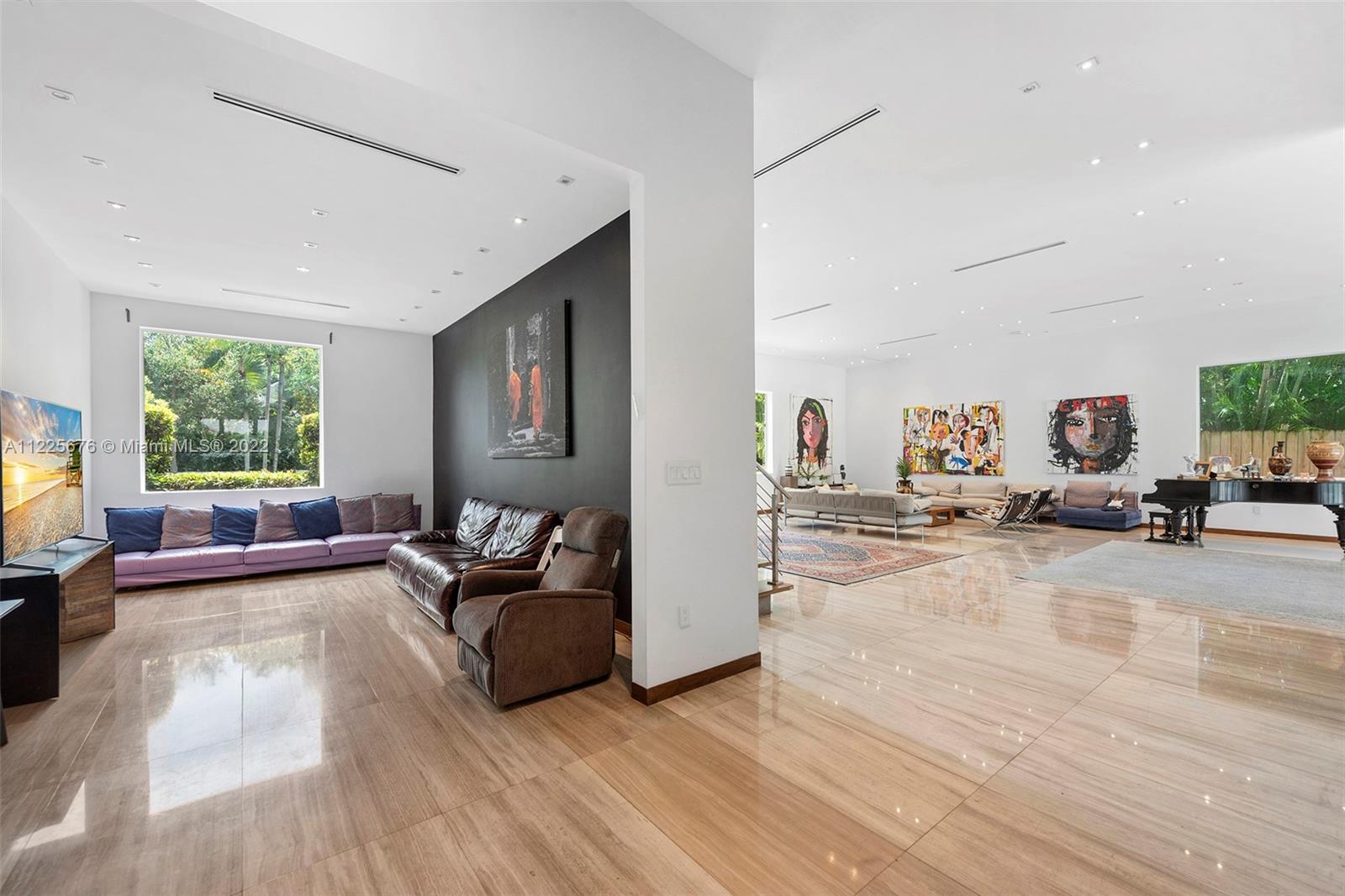 OAK HAMMOCK ESTATES - Residential