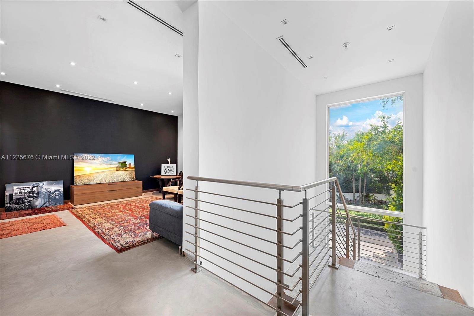 OAK HAMMOCK ESTATES - Residential