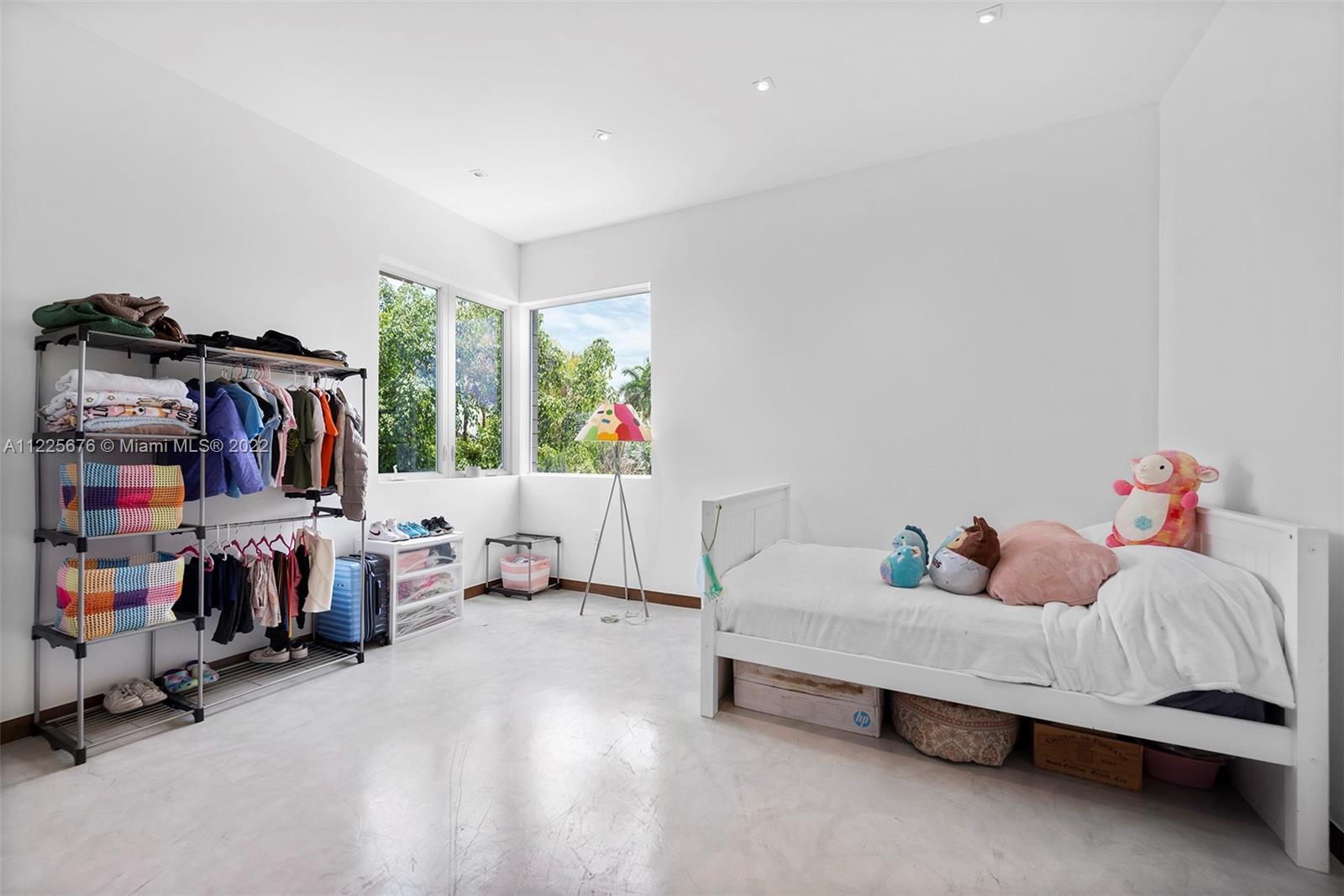 OAK HAMMOCK ESTATES - Residential