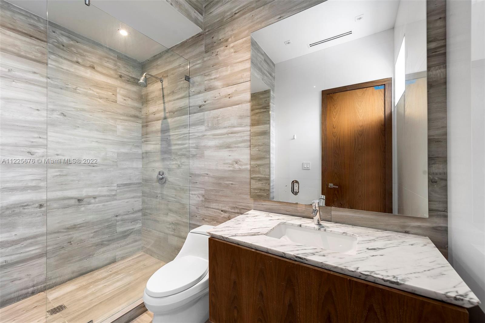 OAK HAMMOCK ESTATES - Residential