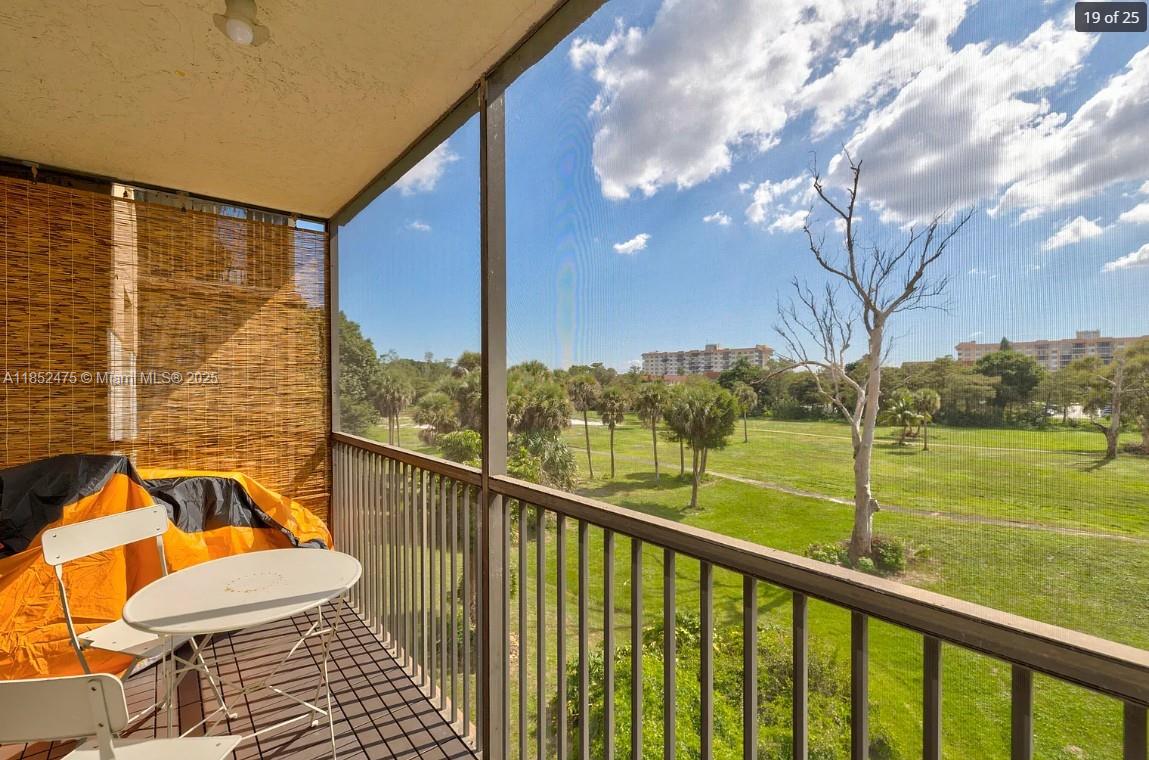 INVERWOOD CONDO - Residential Lease